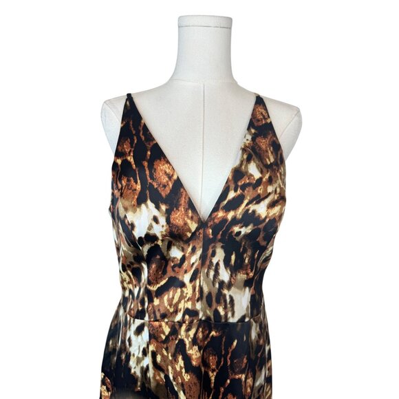 NWT XSCAPE Size 12 Animal Print Sleeveless V-Neck Dress Flounce Hem - Picture 5 of 15